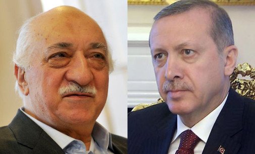 Hizmet Desmascara Erdogan antidemocrático