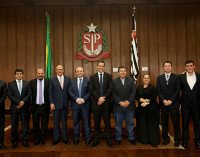 Crise pode ser superada com o avanço do comércio