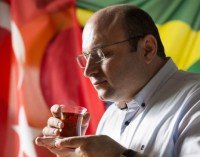 Mustafa Göktepe: ‘Nenhuma religião aprova o terrorismo’