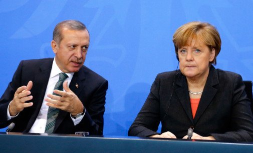 Acordo com Turquia é visto como vitória de Merkel