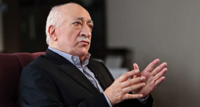 Fethullah Gülen: “A crueldade do EIIL merece nossa mais enérgica condenação.”