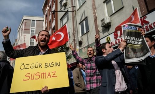 Turquia coloca sob seu controle o jornal Zaman