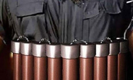 É triste ver o terrorismo destruir a  Turquia