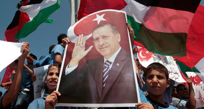 A Turquia não faz muito mais do que derramar lágrimas por Gaza