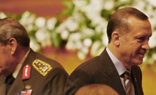 Golpe de Estado civil muda a Turquia