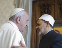 Papa e imã fazem reunião histórica no Vaticano