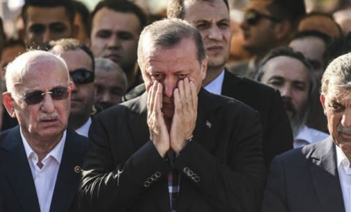 Golpismo, um ” presente de Deus ” a Erdogan