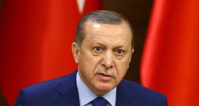 A nova constituição da Turquia acabaria com sua democracia