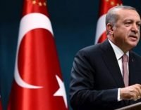 Erdogan quer Forças Armadas e inteligência sob seu comando