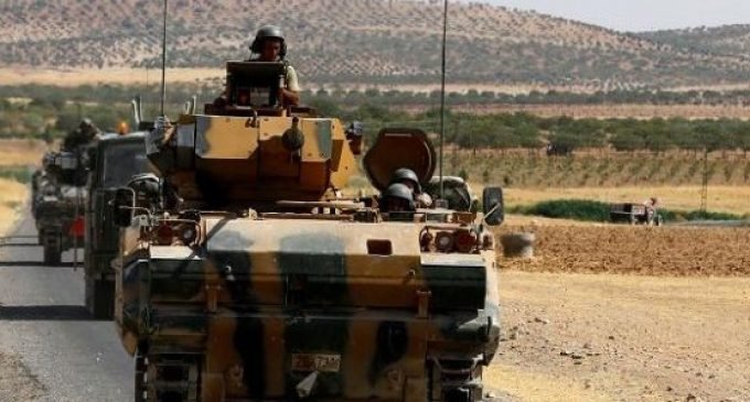 Militares atacam terroristas após ataque contra tanque turco na Síria