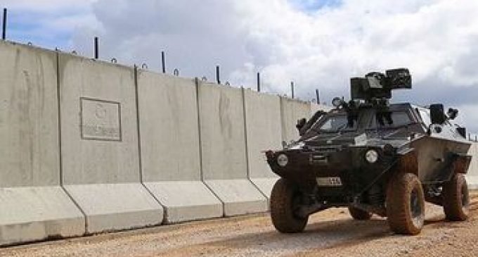 Turquia constrói muro de 239 km na fronteira síria