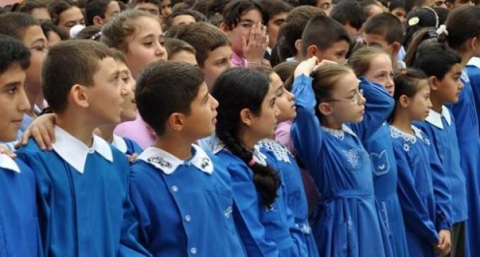 Professor pergunta aos alunos: De quem vocês gostam mais, Erdogan ou Gulen?