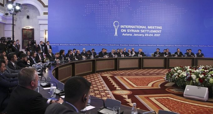 Astana: Turquia, Rússia e Irã devem criar mecanismo de auditoria do cessar-fogo