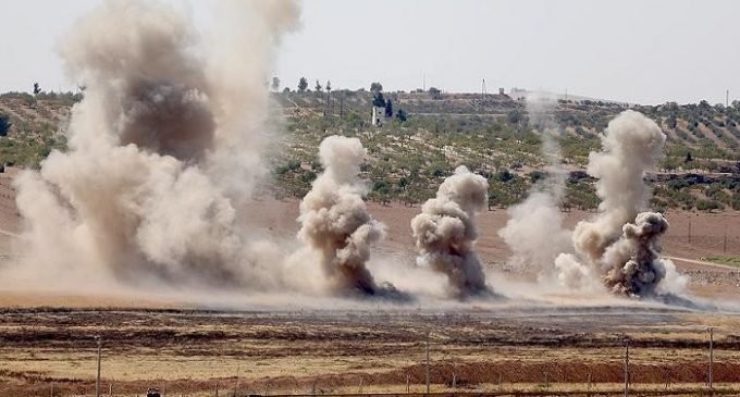 95 foguetes disparados da Síria atingem Kilis em 2016 levando a 25 mortes