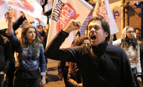 Justiça da Turquia valida triunfo do ‘sim’ no referendo