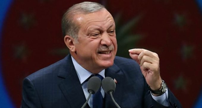 Erdogan se recusa a escutar mensagens de curdos