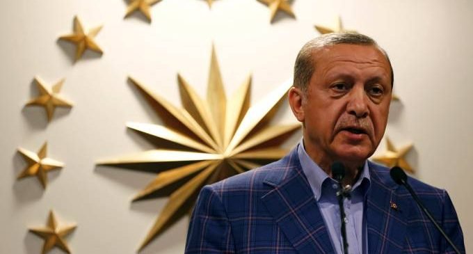 Turquia pode reconsiderar sua posição sobre União Europeia, diz Erdogan