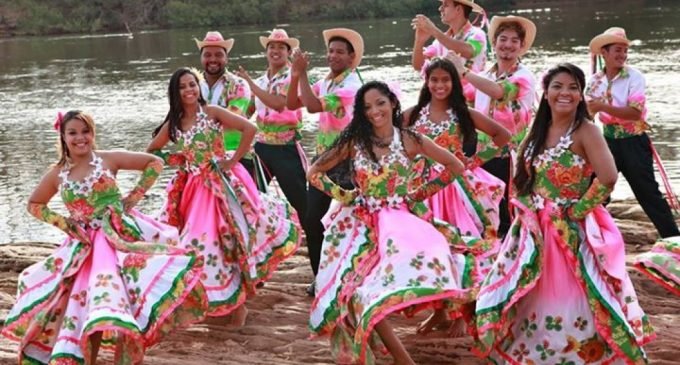Grupo folclórico de MT se apresenta em festival internacional na Turquia
