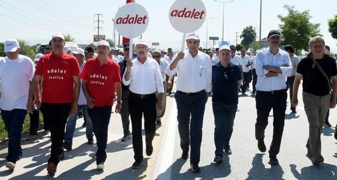Kilicdaroglu: Erdogan sabia da tentativa de golpe de antemão