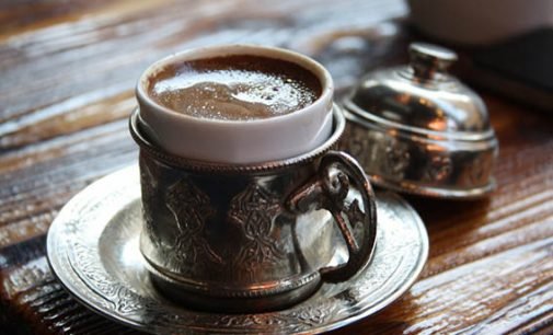 Café Turco e sua riqueza de detalhes