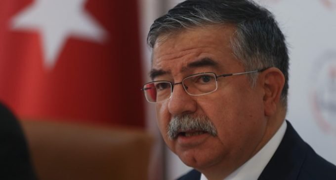 Ministro da Educação pede a embaixadores africanos que fechem as escolas Gülen