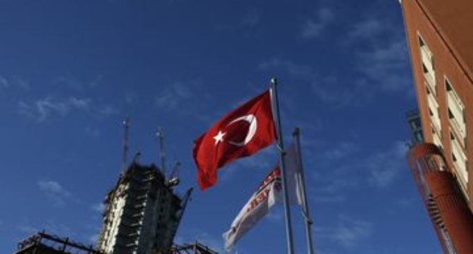O Fundo Soberano da Turquia mostra sinais de vida à medida que ele busca empréstimos estrangeiros