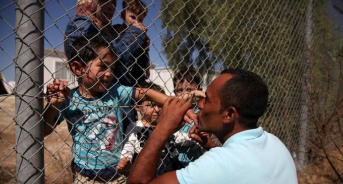 Sírios deportados ilegalmente pela Turquia