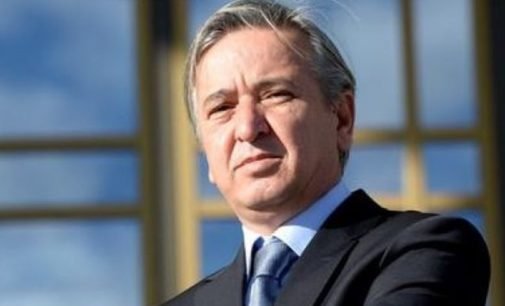 Ex-escritor de discursos de Erdogan ameaça o Movimento Gulen devido a caso de Zarrab