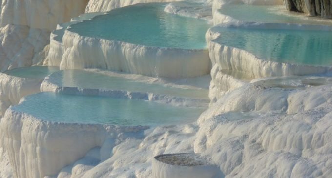 Aa fabulosas piscinas termais de Pamukkale