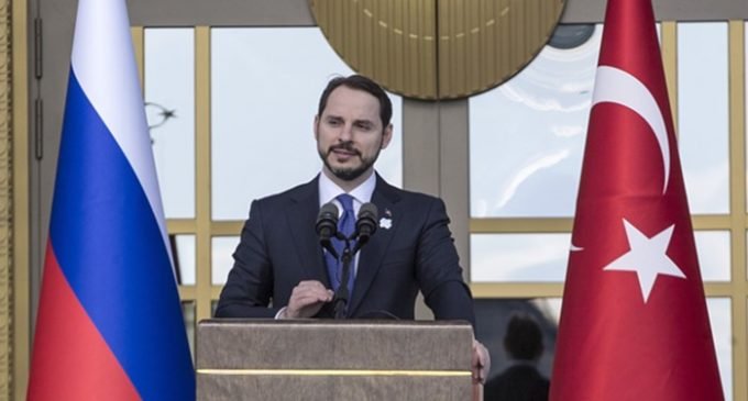Turquia está oficialmente em guerra, diz genro de Erdogan