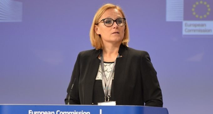 União Europeia critica deportação de 6 turcos de Kosovo