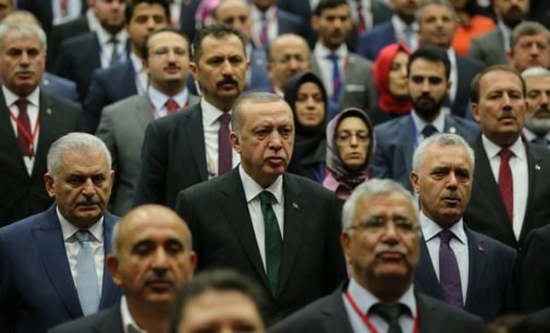 Erdoğan acusa líder da oposição de ser um ditador