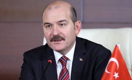 Telefones celulares do ministro do Interior grampeados por policiais sob seu comando