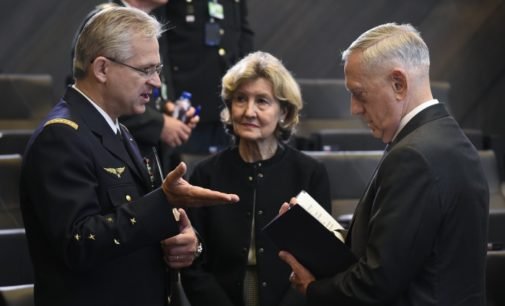 Rússia tenta ‘mudar de lado’ a Turquia para desestabilizar aliança, diz embaixadora dos EUA à OTAN