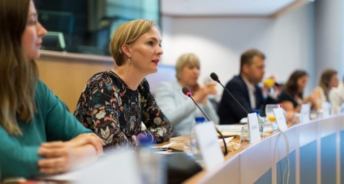 Eurodeputados pedem a Erdogan que proteja os direitos e liberdades após fim do estado de emergência