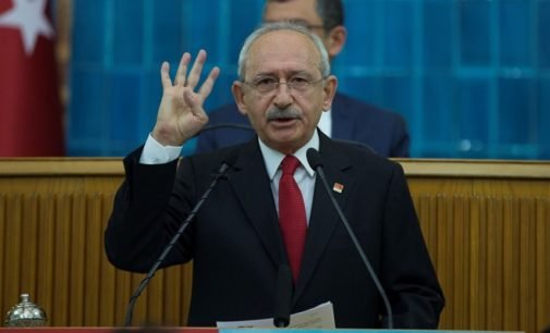 Líder de partido de oposição condenado a pagar $20.000 por supostamente insultar Erdogan