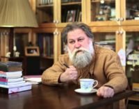 Ali Nesin, famoso matemático turco, ganha prestigioso Prêmio Leelavati