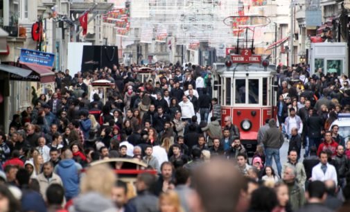 250.000 pessoas deixaram a Turquia em 2017, 42,5% a mais que no ano anterior
