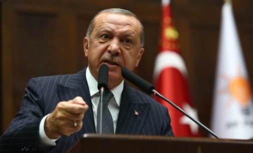 Erdogan ameaça nomear administradores para “municipalidades ligadas ao terrorismo” após eleições locais