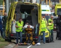Terrorista ataca mesquitas e mata ao menos 49 pessoas na Nova Zelândia