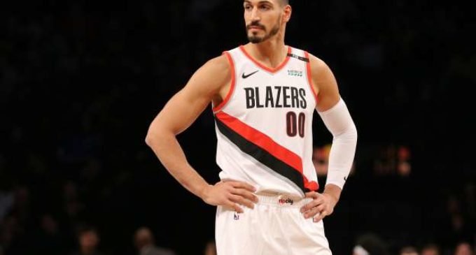 Inimigo político na Turquia, Enes Kanter diz: “Recebo ameaça de morte quase todos os dias”