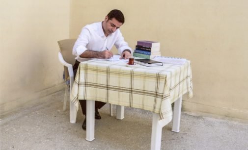 Político curdo preso tem assistência médica negada