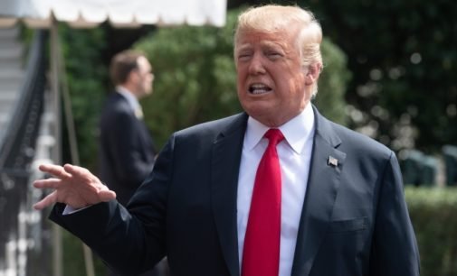 Trump diz estar considerando impor sanções à Turquia devido aos S-400