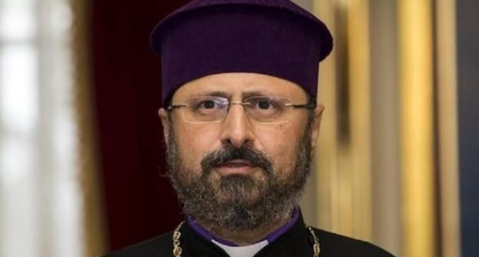 Igreja armênia da Turquia revela novo patriarca em eleição controversa