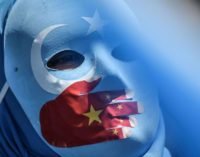 Tentado pelo investimento chinês, Erdoğan segue calado sobre uigures