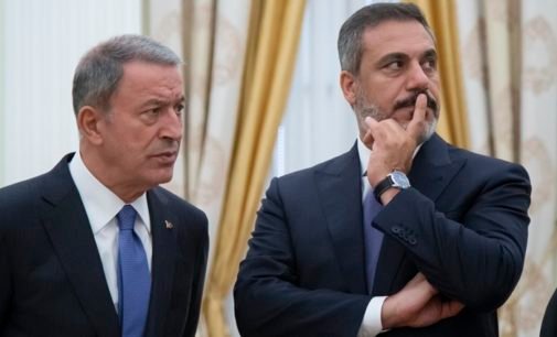 Ministro russo discute general iraniano com chefe de inteligência turco