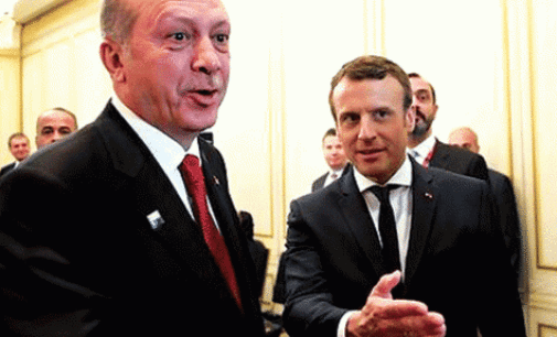 Macron acusa a Turquia de violar embargo de armas