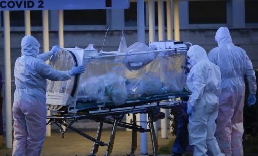 Mortes por coronavírus na Turquia atinge 725, casos 34.109