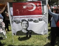 Turquia julga jornalistas acusados ​​de revelar segredos de Estado