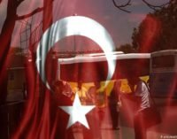 Demissões em massa na Turquia: “Recebemos uma sentença de morte social”